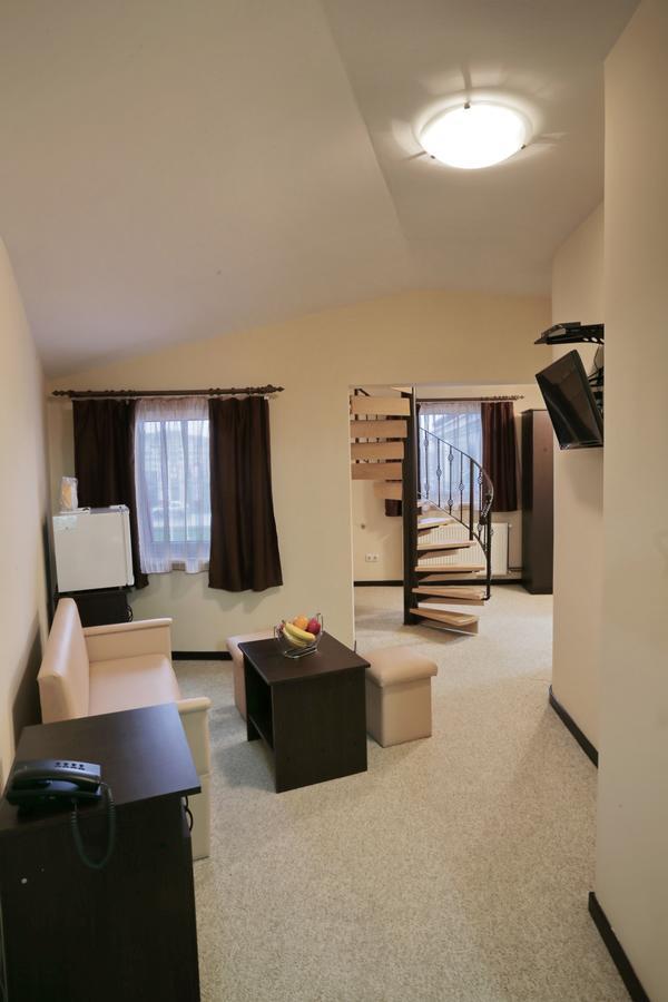 Prenociste Knez Motel Sombor Luaran gambar