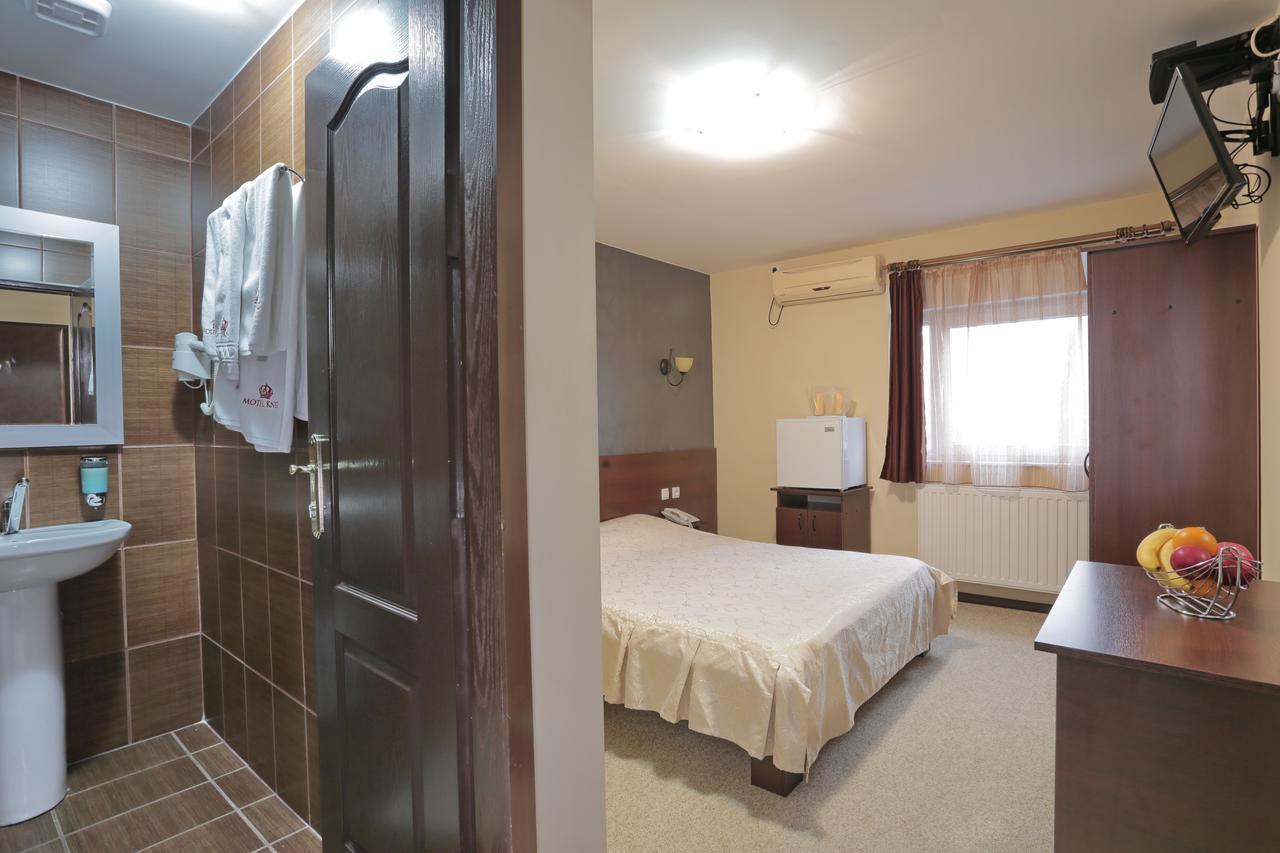 Prenociste Knez Motel Sombor Luaran gambar